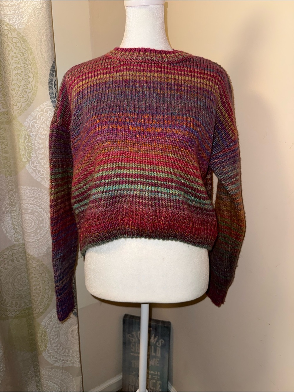 Kendall & Kylie women’s cropped Striped Crewneck Sweater Jewel tones boho fall